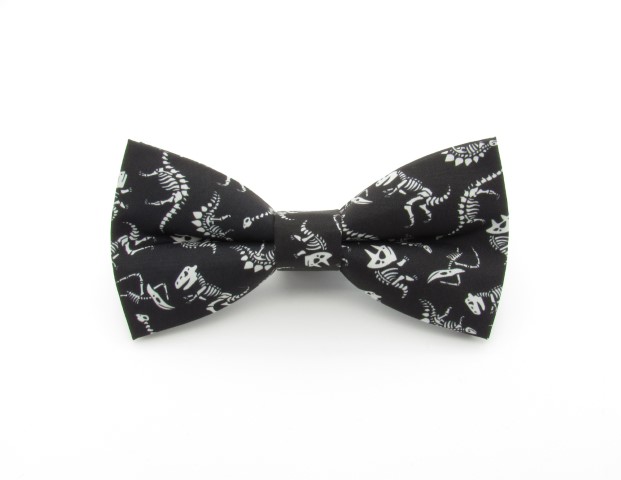 example image of a bowtie in the black colour category