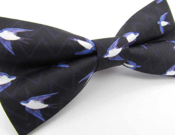 Bird Pattern Bowtie & Pocket Square - Image 4