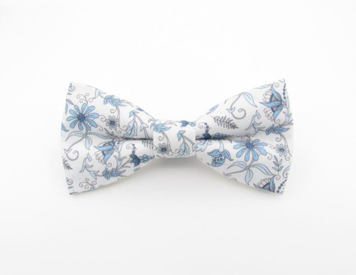 Blue and White Floral Bowtie Set