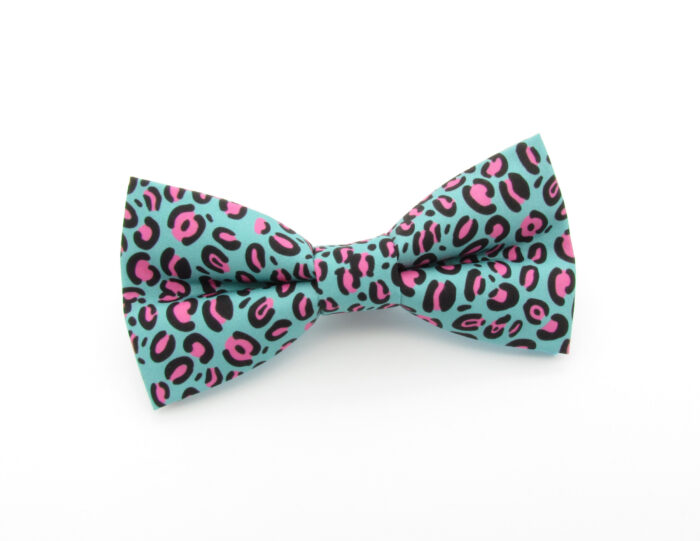 Blue and Pink Leopard Print Bowtie Set - Image 2