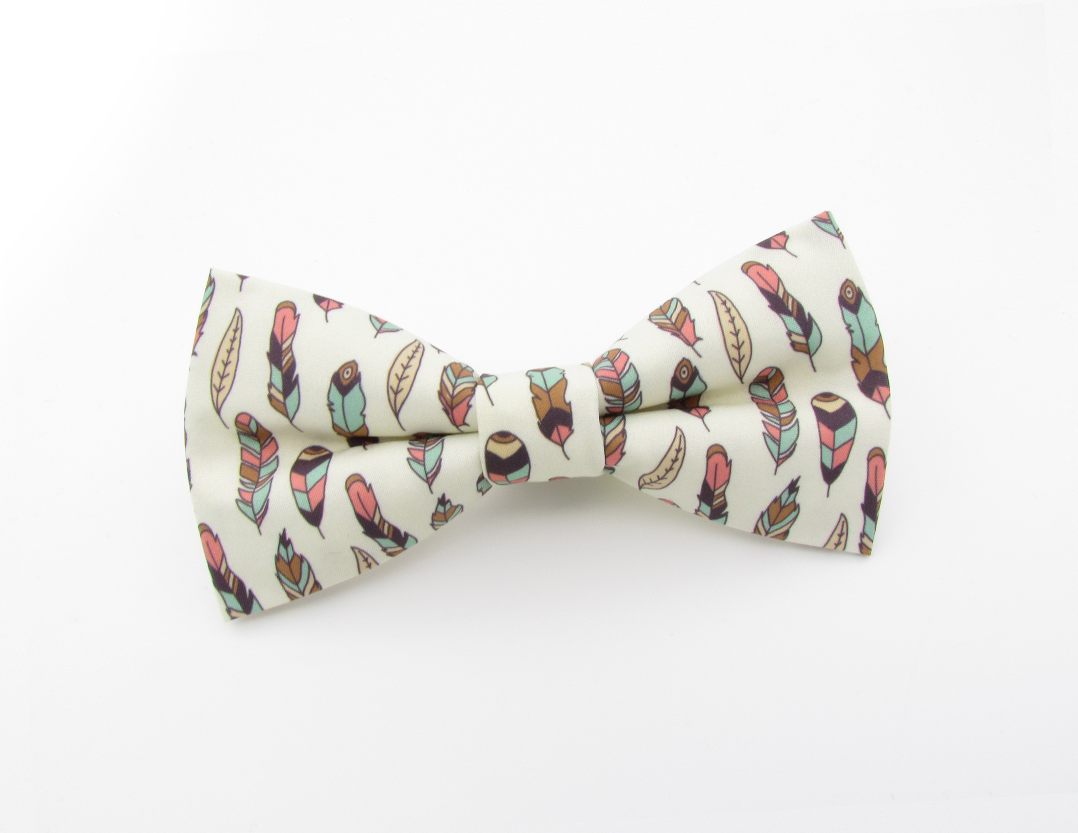 Cream Feather Bowtie - Image 2