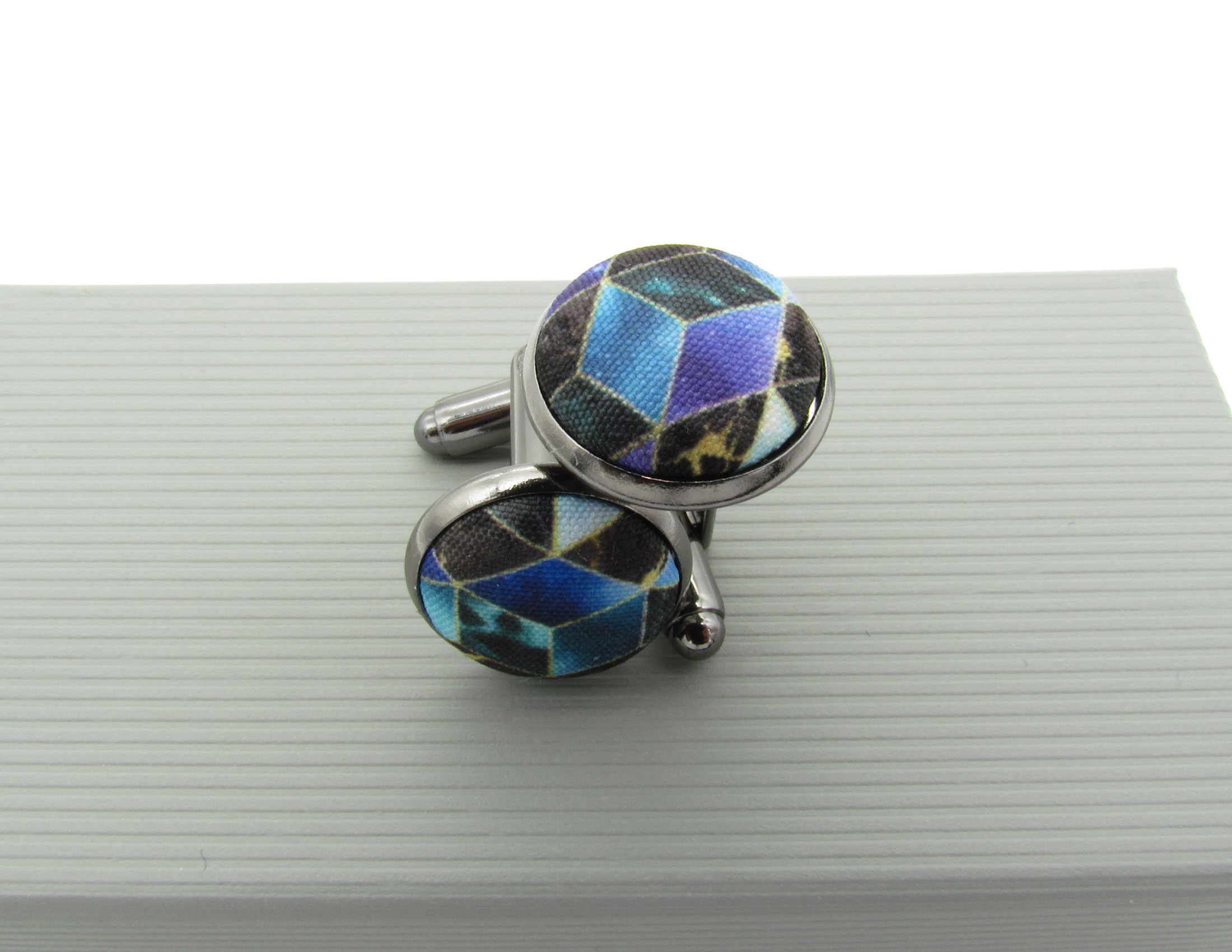 Geometric Space inspired Bowtie Set - Image 7