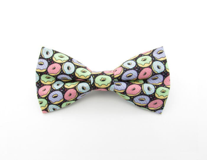 Donut Patterned Bowtie Set