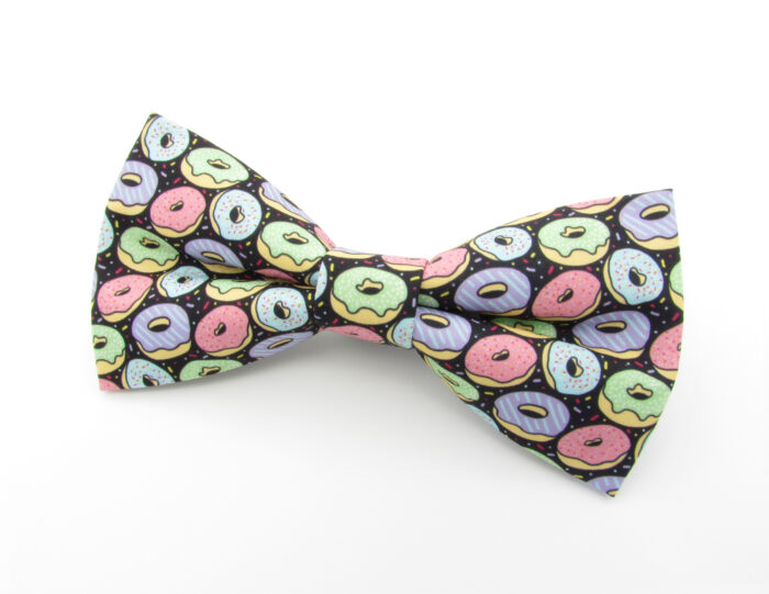 Donut Patterned Bowtie Set - Image 3