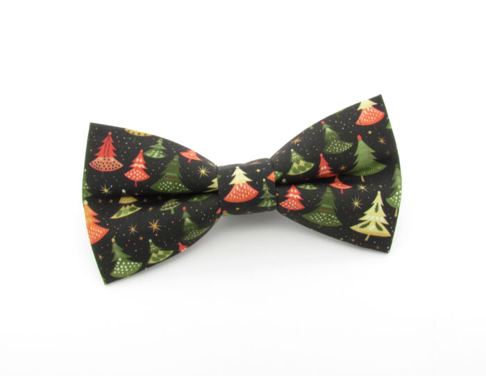 Green Festive Tree Bowtie - Image 2
