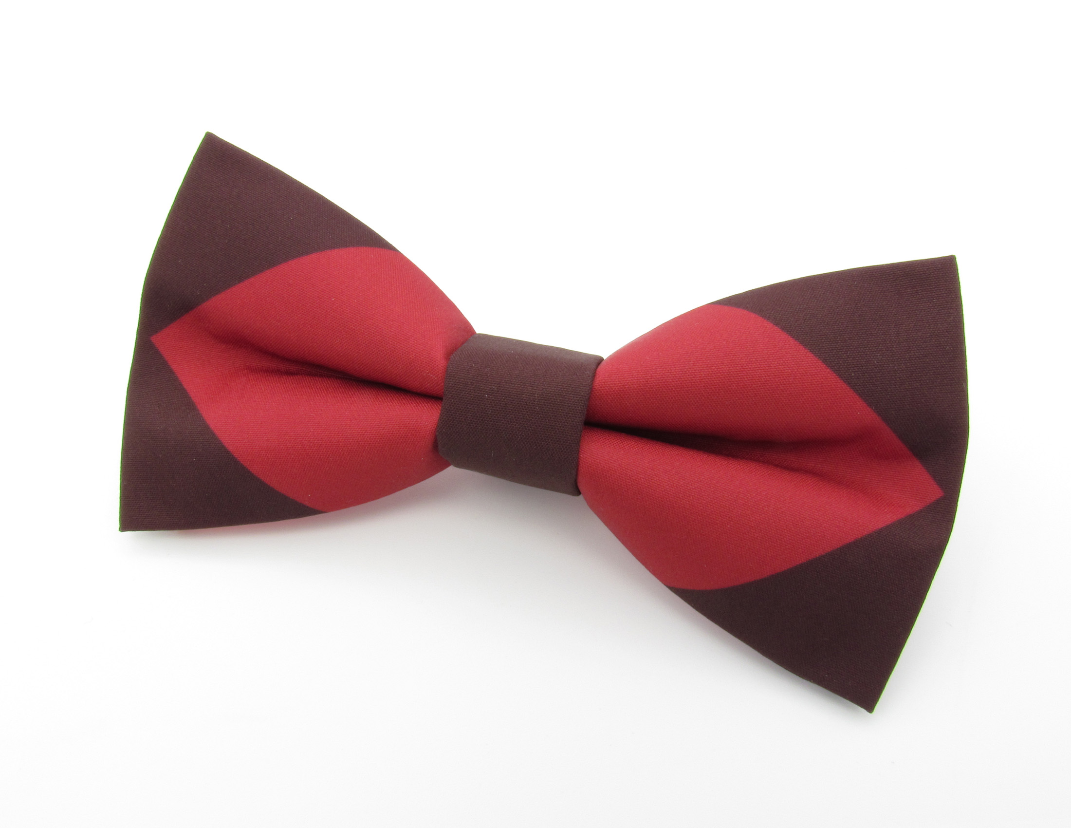 Red Diamond Patterned Bowtie & Pocket Square - Image 3