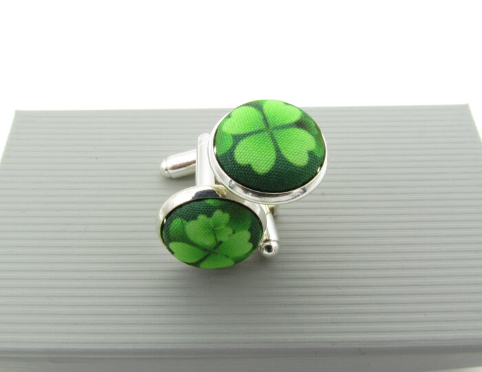 Green Shamrock Bowtie & Cufflinks - Image 6