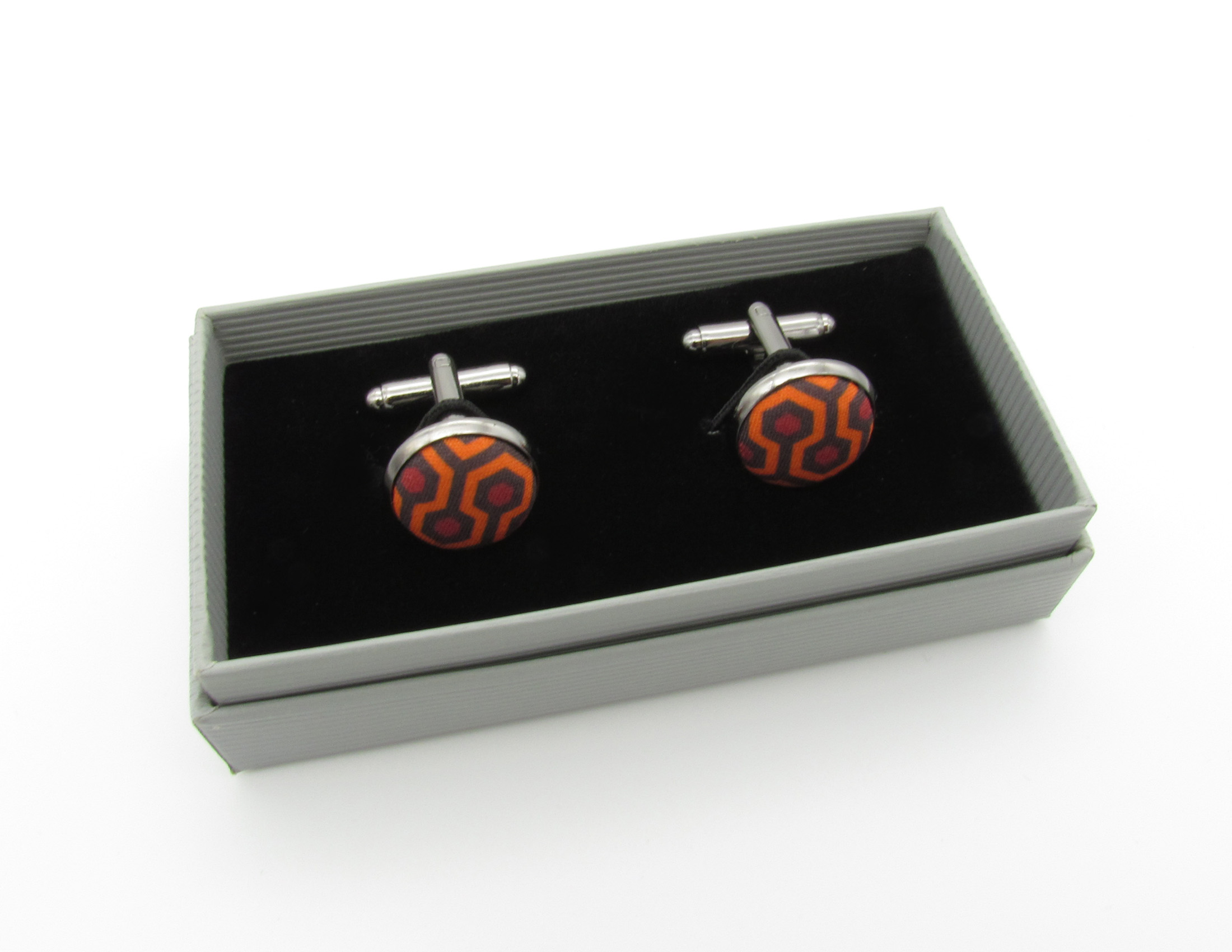 Hexagon Orange and Red Bowtie Set - Image 3