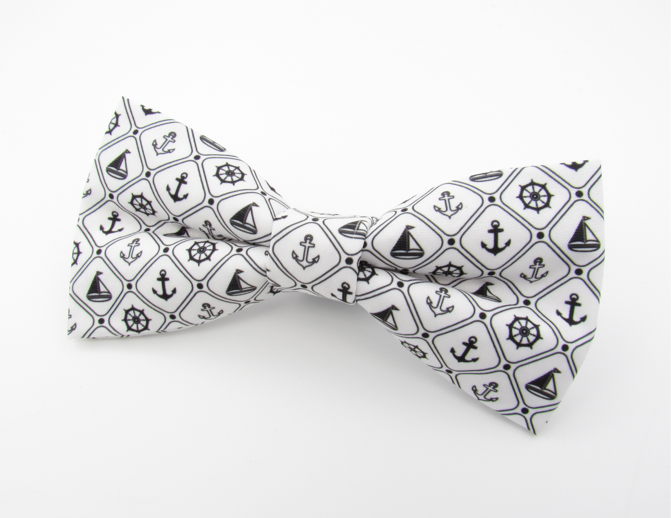White and Black Nautical Print Bowtie Set - Image 7