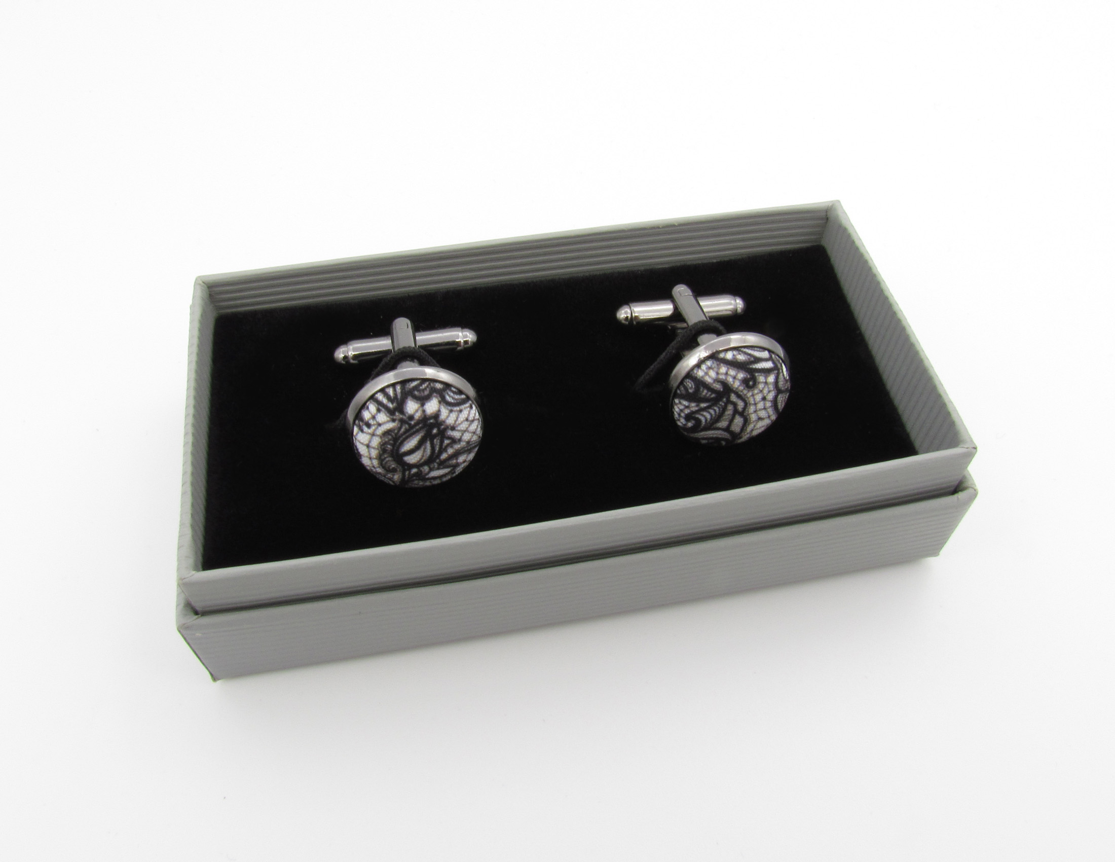 Lace Print Bowtie Set - Image 5