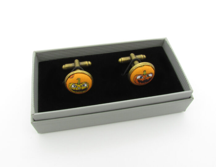 Cheerful Pumpkin Bowtie & Cufflinks - Image 3