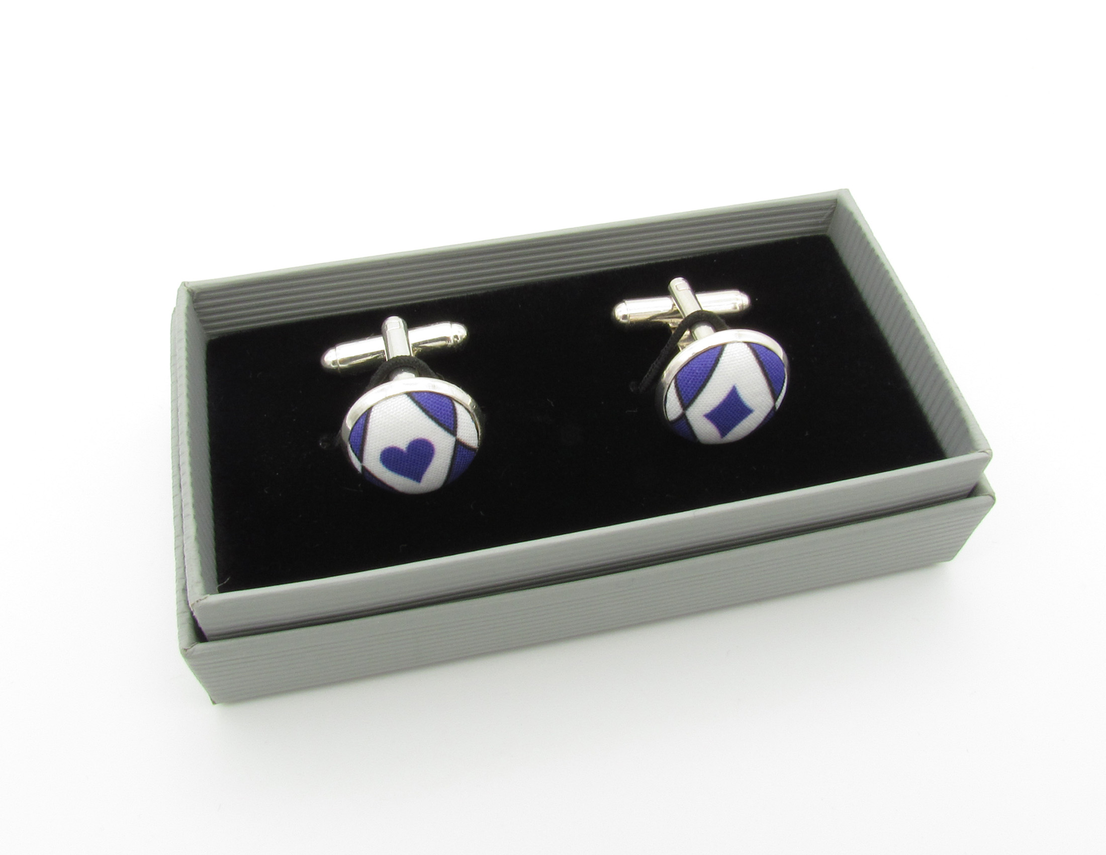 Purple Card Suit Patterned Bowtie Set - Image 4