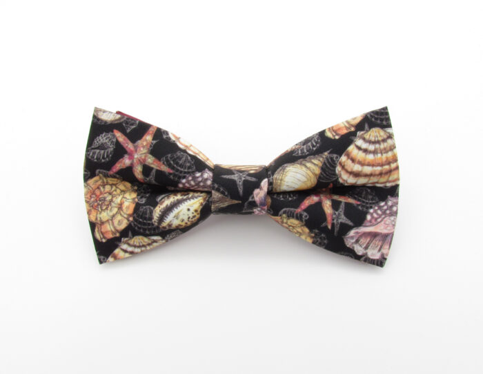 Shell Patterned Bowtie & Faux Pocket Square