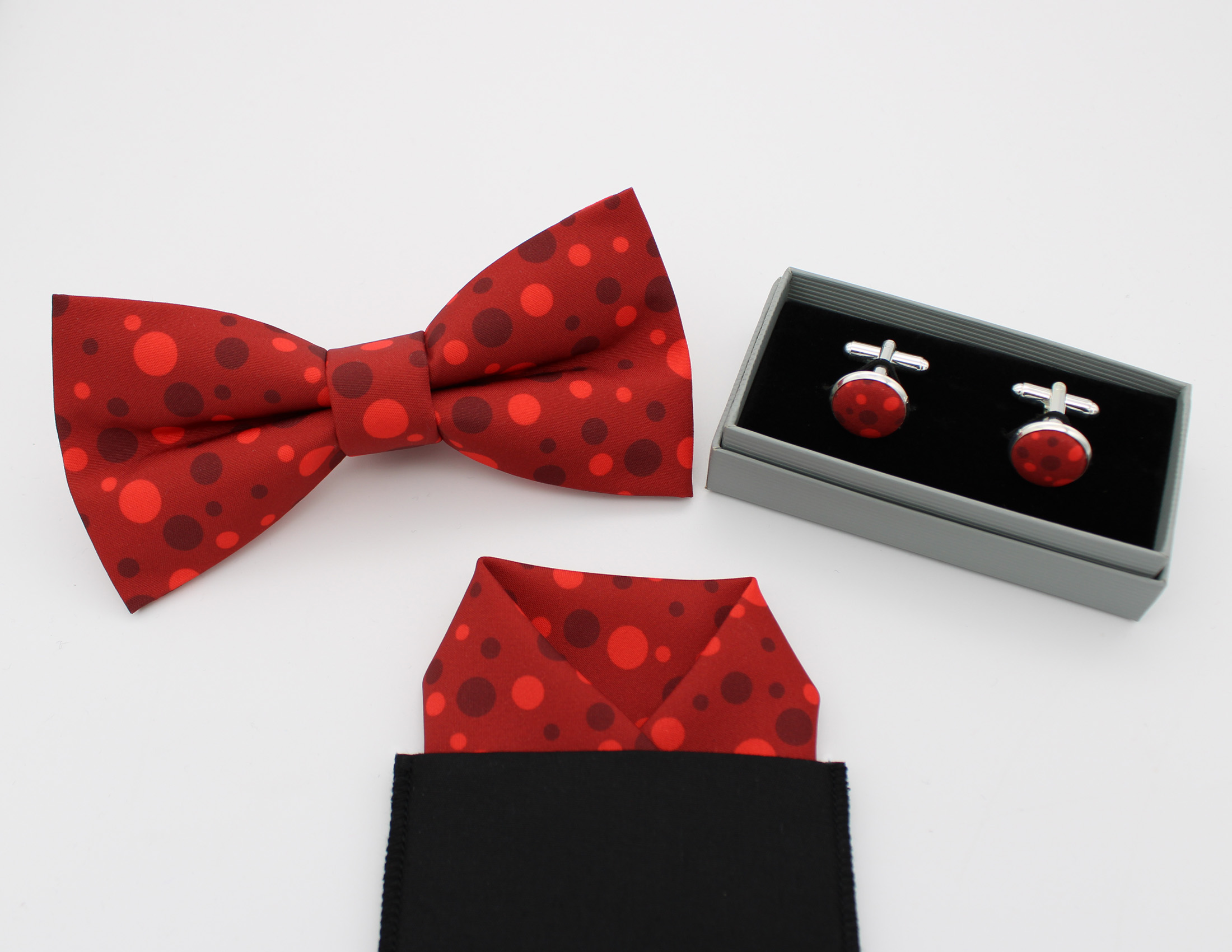 Vibrant Red Bowtie Set - Image 4