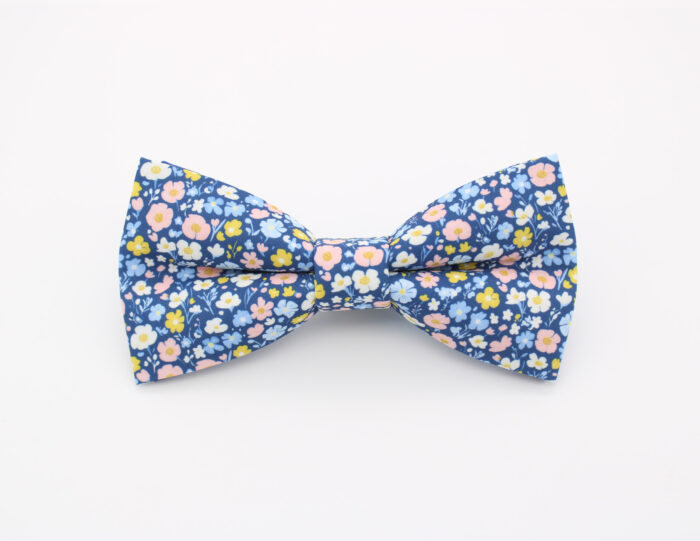 Blue Wildflower Print Bowtie Set