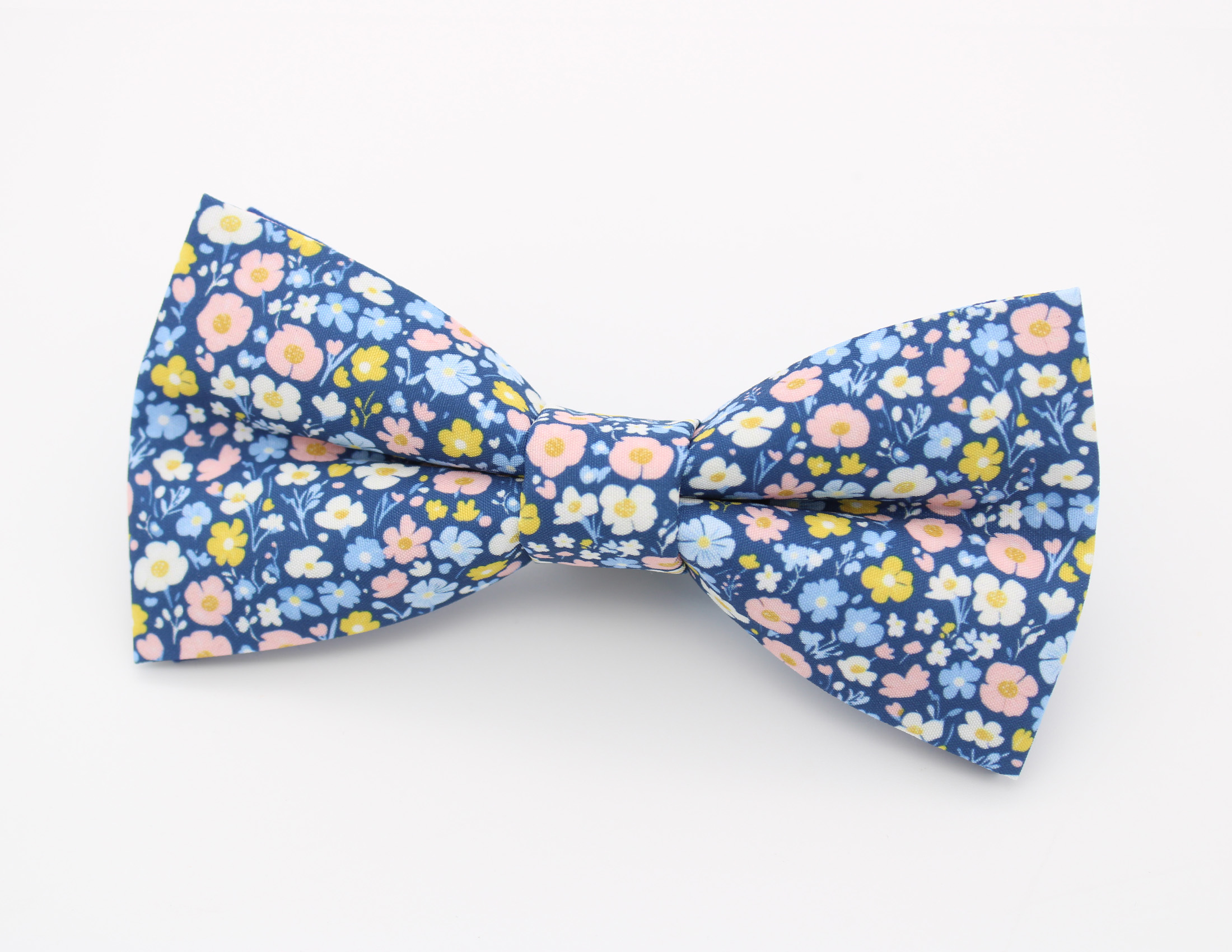 Blue Wildflower Print Bowtie Set - Image 2