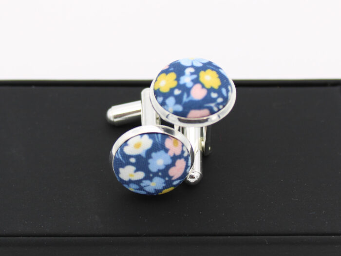 Spring Meadow Bowtie Set - Image 10
