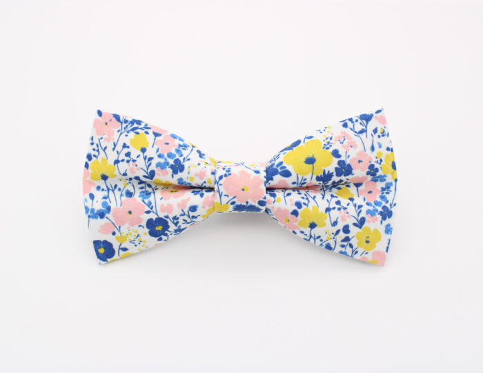 Spring Meadow Bowtie Set