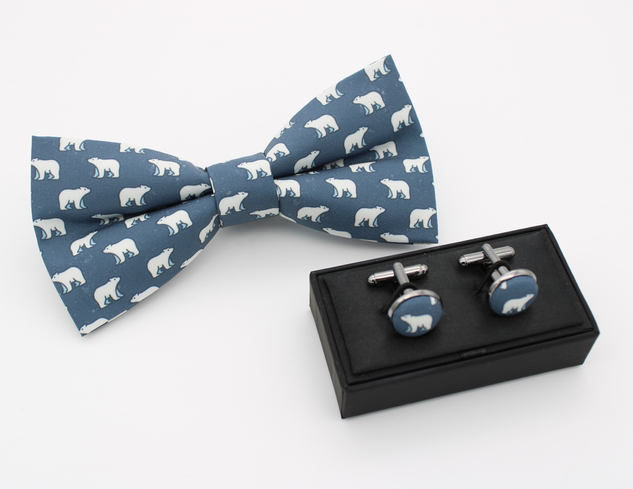 Polar Bear Print Bowtie - Image 4