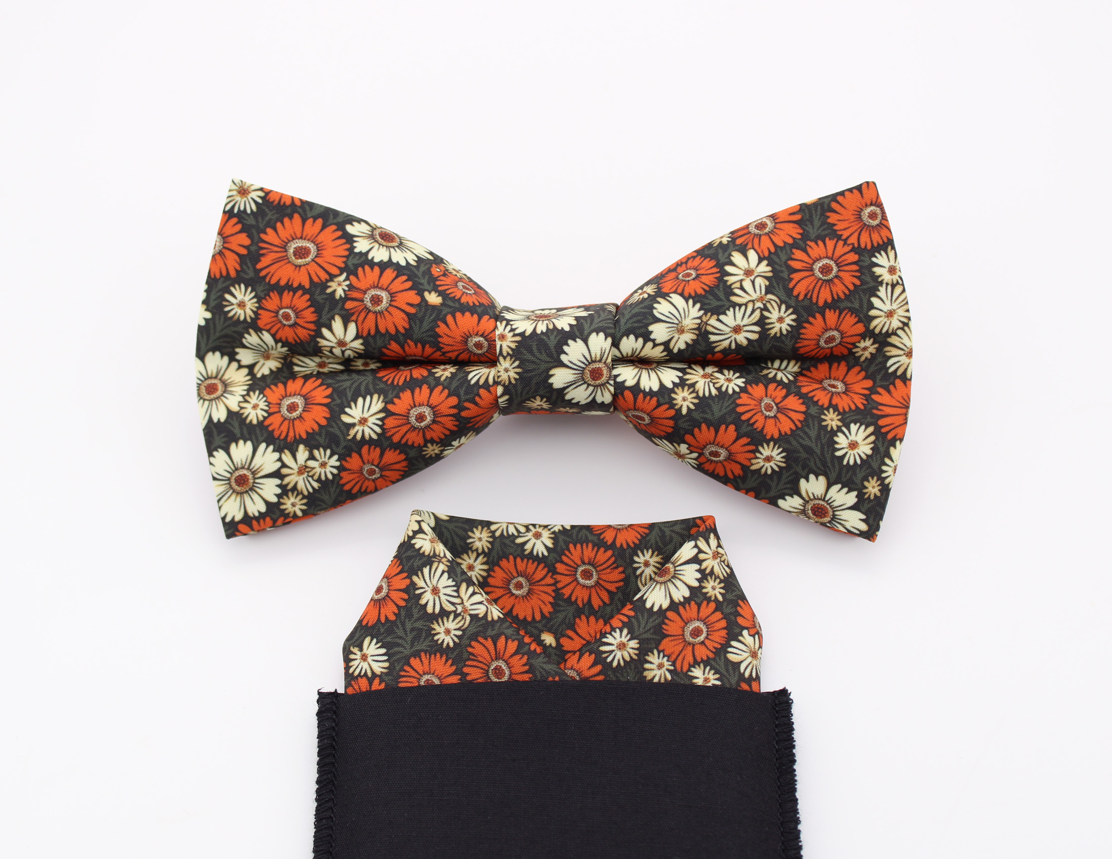 Orange & Cream Daisy Bowtie - Image 3