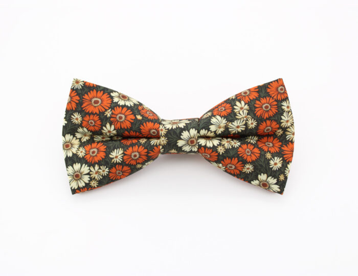 Orange & Cream Daisy Bowtie