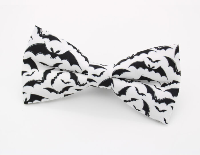 Black Bat Print Bowtie & Faux Pocket Square - Image 3