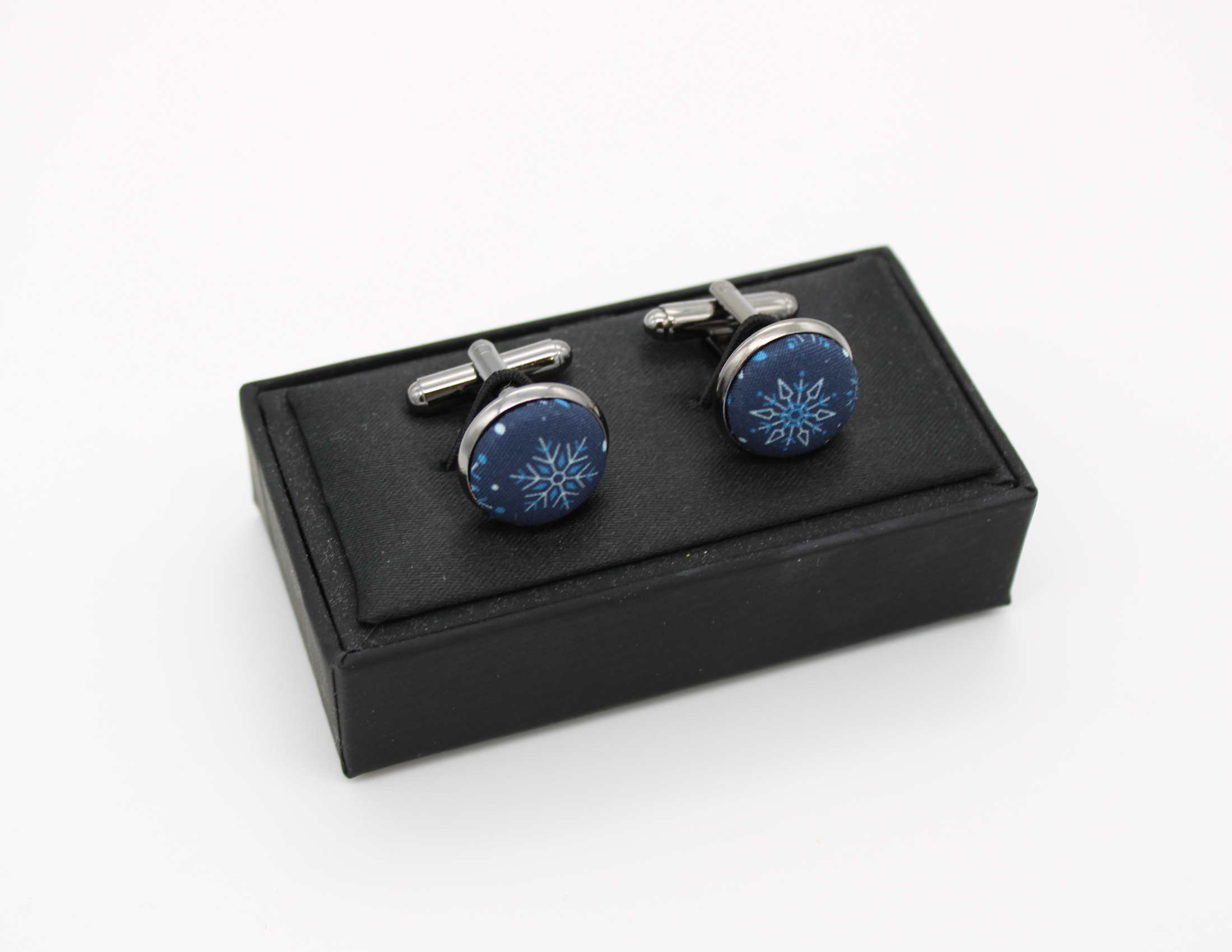 Navy Blue Snowflake Bowtie - Image 3