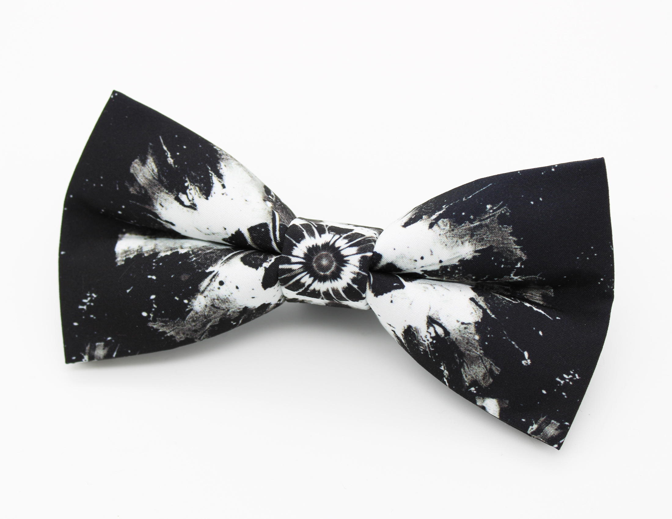 Black and White Tie-Dye Bowtie - Image 6