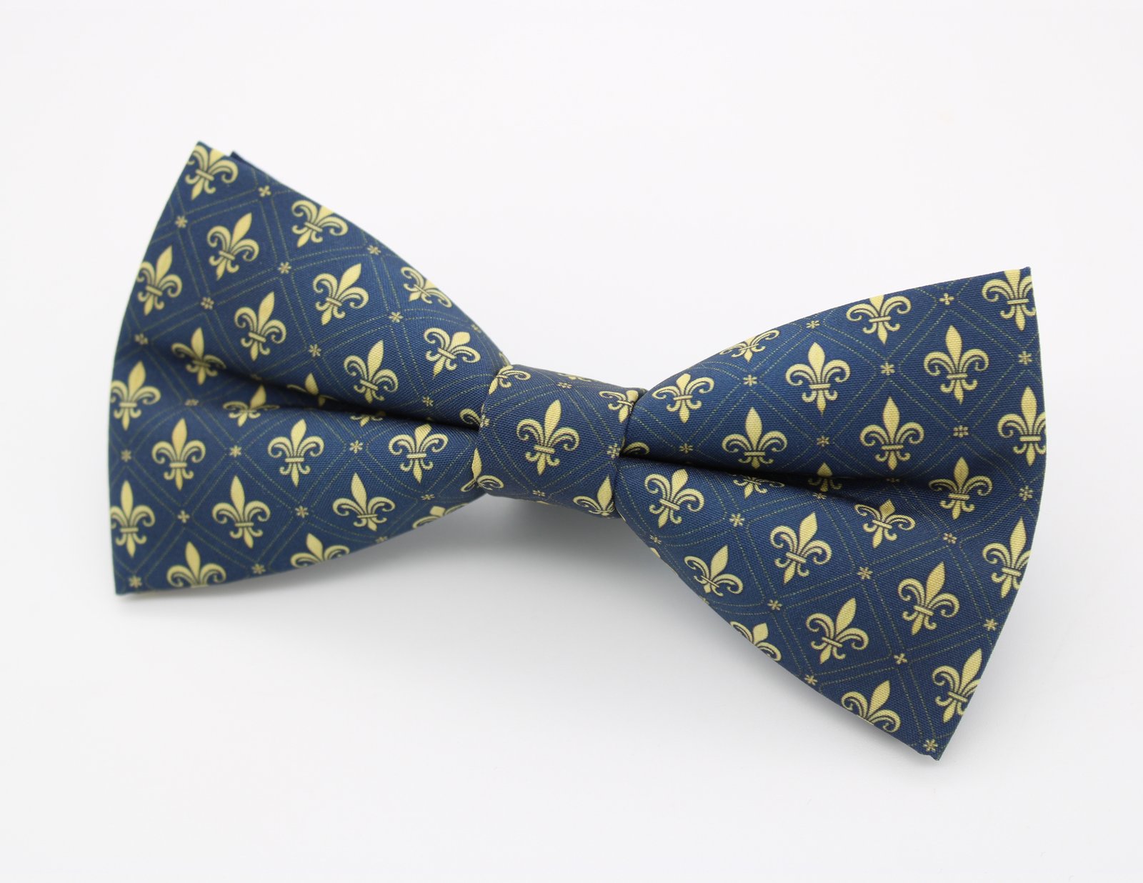 Navy Fleur-de-Lis Bowtie - Image 7