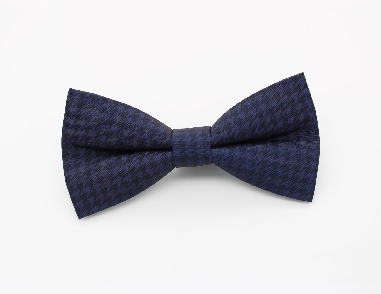 Navy Houndstooth Bowtie - Image 2